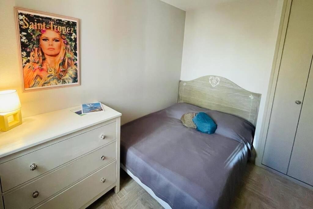 Confortable Appartement A קבלייר-סור-מר מראה חיצוני תמונה